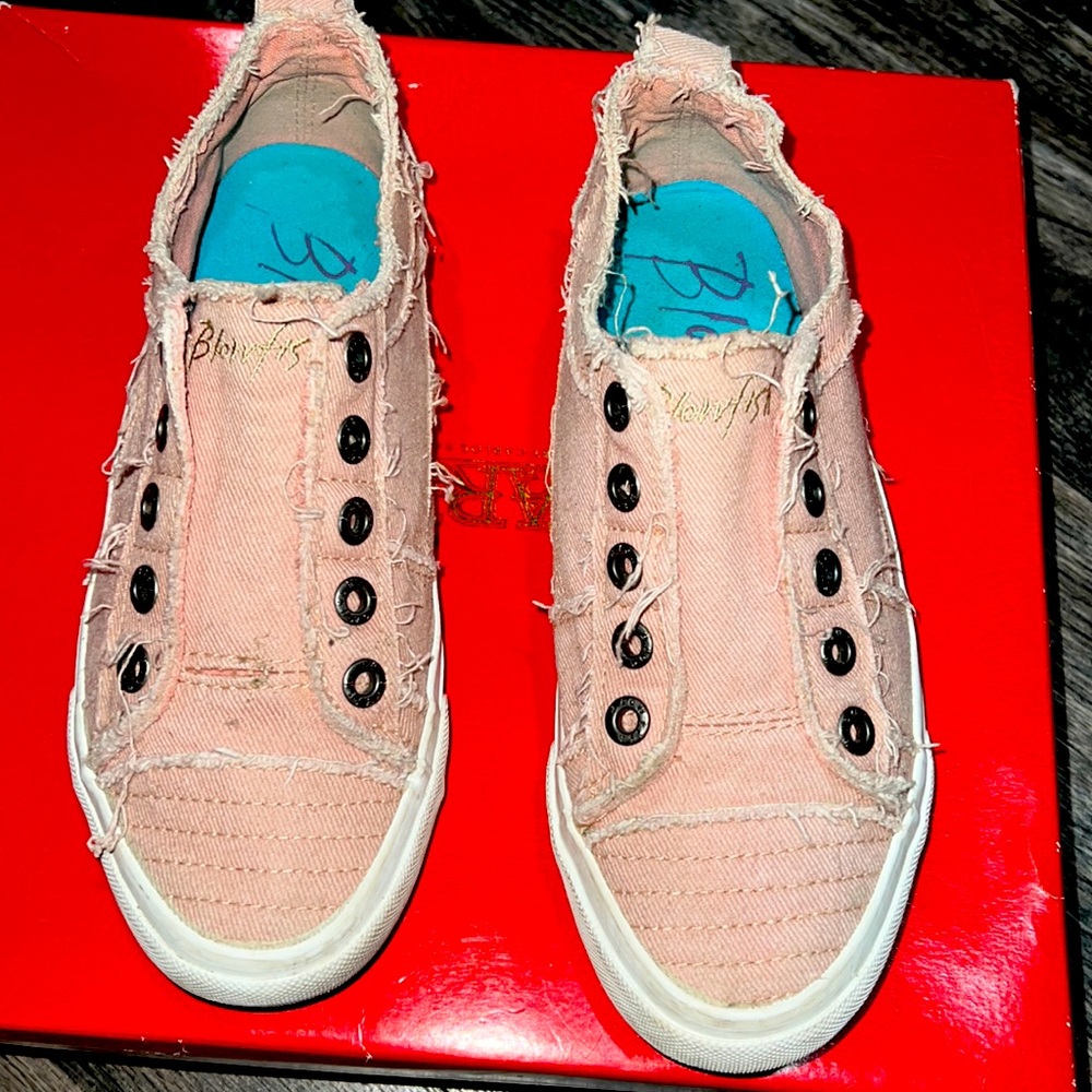 Blowfish women -8.5 size